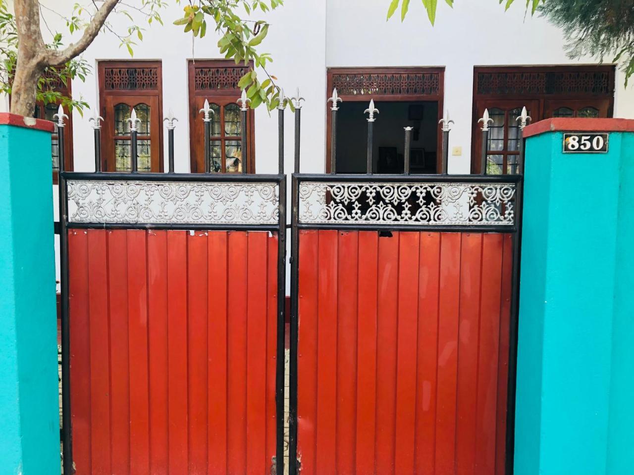 Hikkaduwa Backyard Beach Homestay Galle Eksteriør bilde
