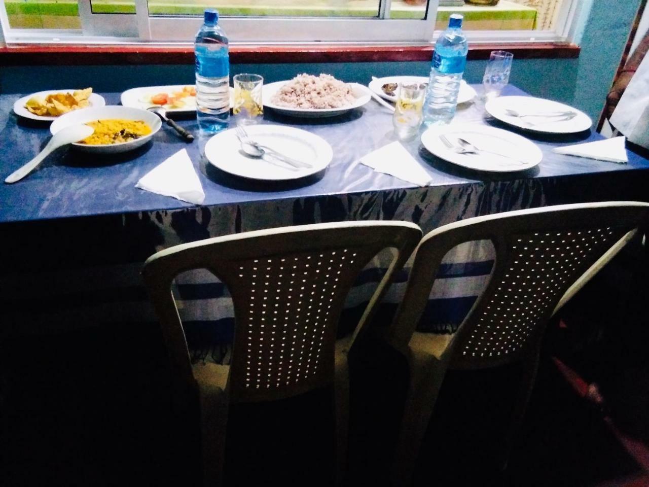 Hikkaduwa Backyard Beach Homestay Galle Eksteriør bilde